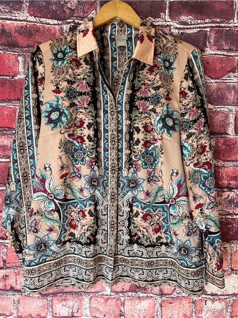 Chico's Silky Baroque Scarf Print Button Down Blouse Size 1 / M
